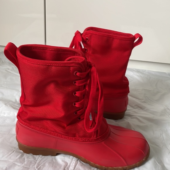 Native Rain Boots Color-Red Size-39 NWOT - Picture 4 of 11